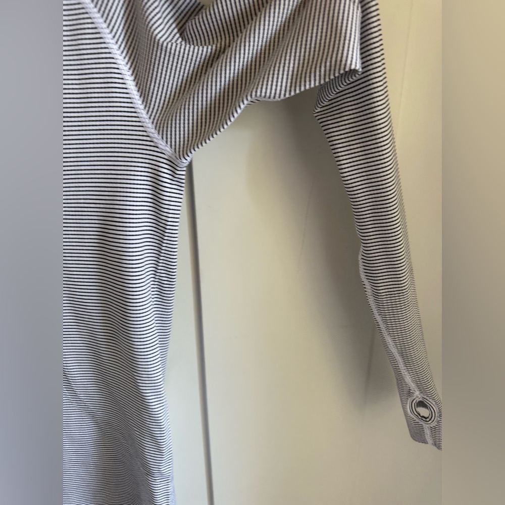 Lululemon Swiftly Tech Tempo Stripe black/white - Picture 7 of 11